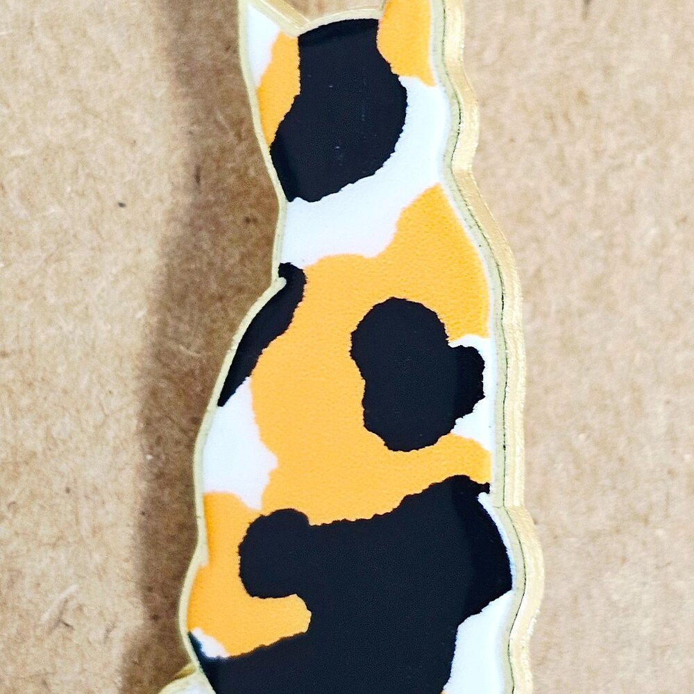 Calico Cat Silhouette Enamel Lapel Pin, Gold Frame, Cat Lover Jacket Hat Pin
